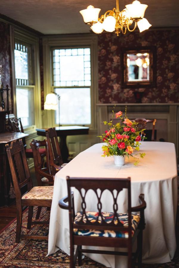 Faunbrook Bed & Breakfast (Adults Only) West Chester Εξωτερικό φωτογραφία