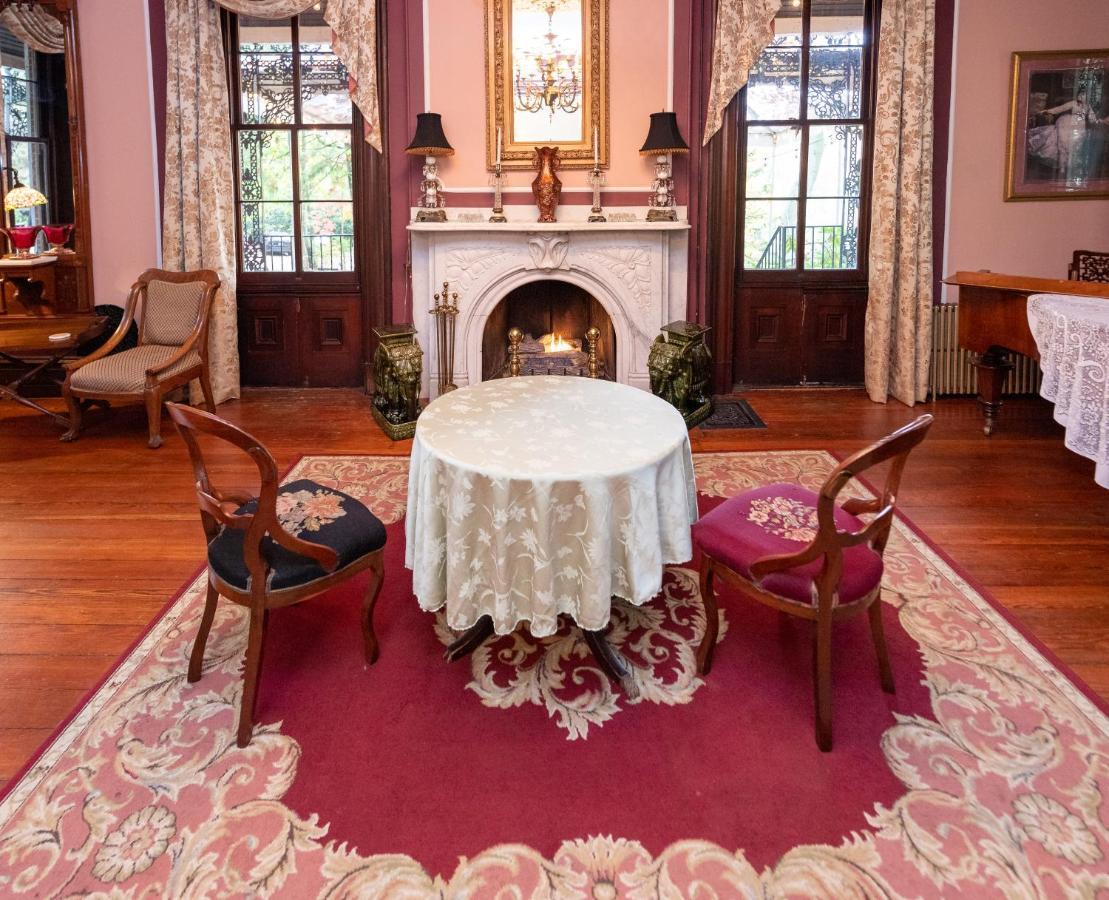 Faunbrook Bed & Breakfast (Adults Only) West Chester Εξωτερικό φωτογραφία